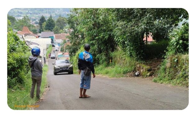 Cara Bawa Kereta Manual Naik Bukit